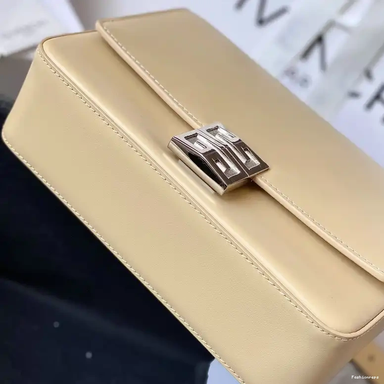 Fashionrepsfam ru 2203RF0042 Givenchy Bag 0524